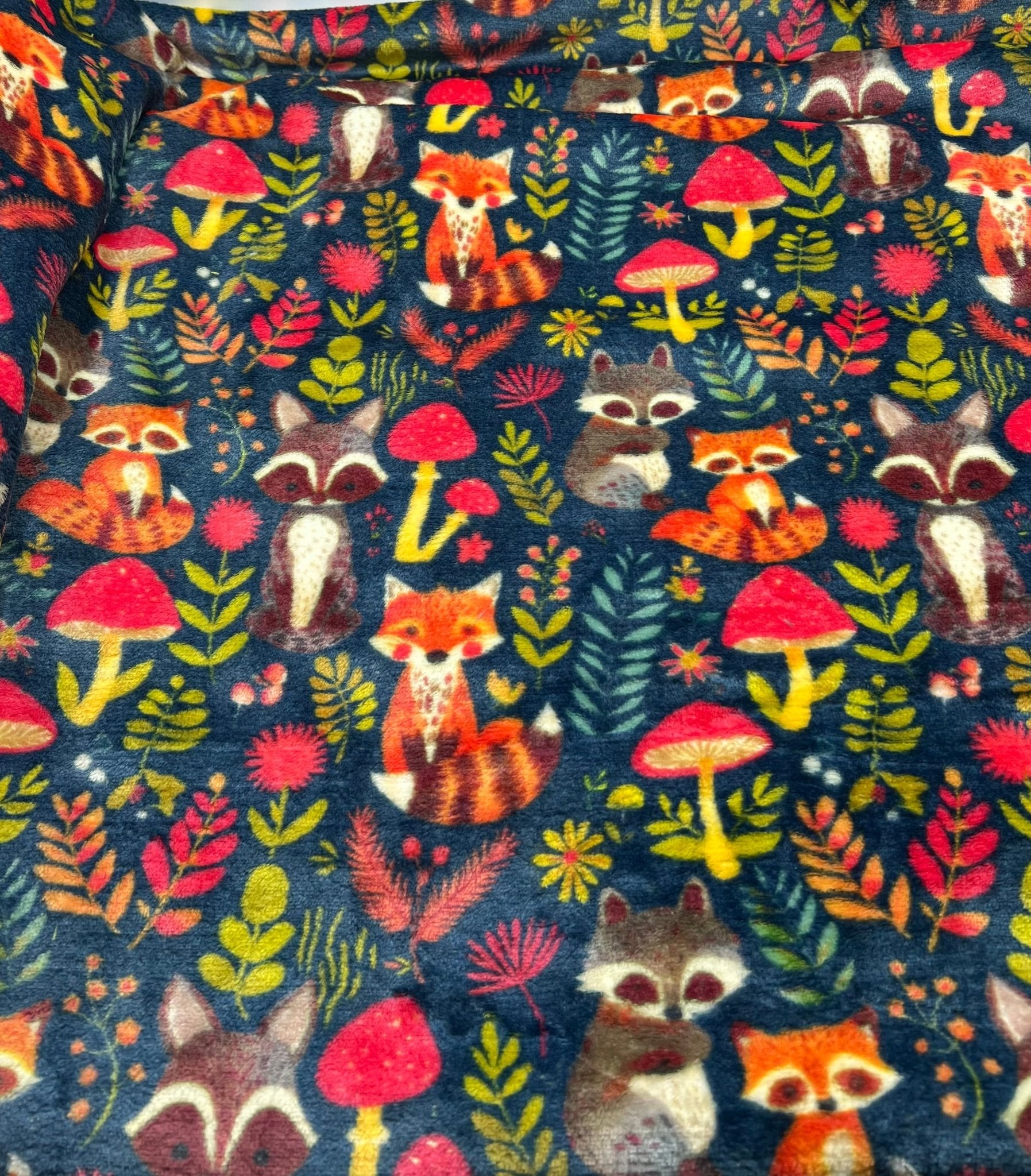 Woodland Animals Cuddle Fleece Fabric Blanket Loungewear - T9 Fabrics