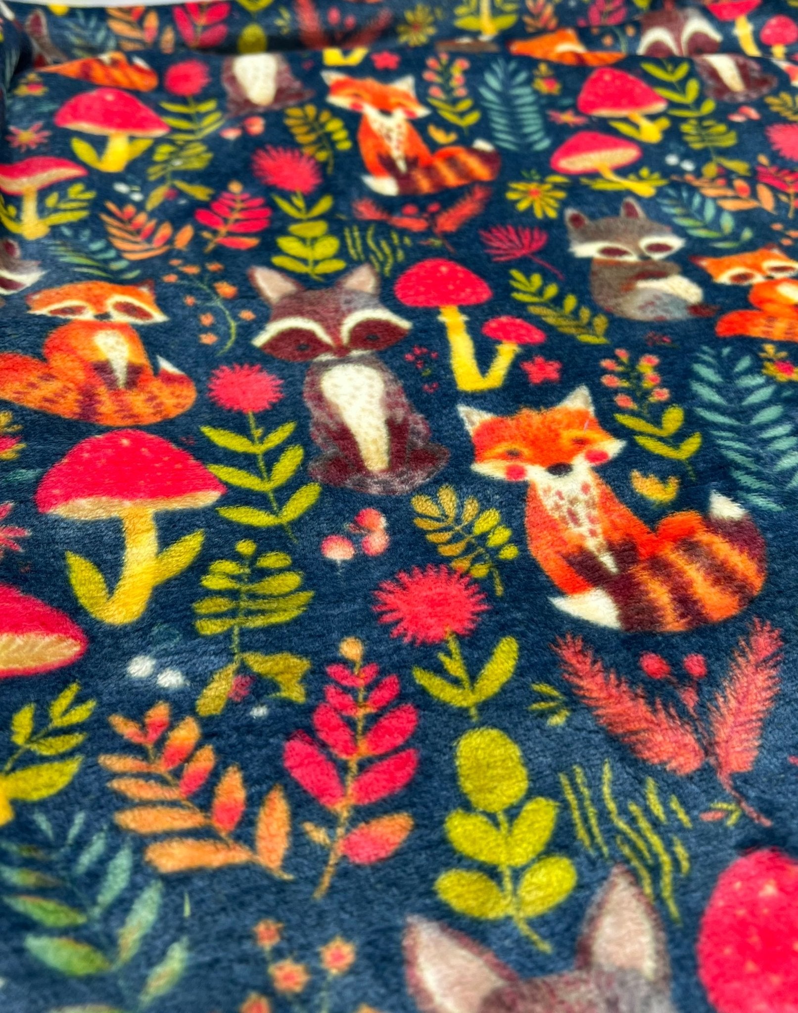 Woodland Animals Cuddle Fleece Fabric Blanket Loungewear - T9 Fabrics